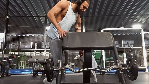 Arm Day: I Have BODY DYSMORPHIA