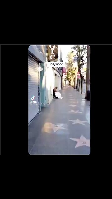 Take a quick trip with me down Hollywood Blvd - What a surprise...Not