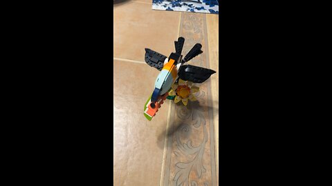 Lego Tropical Toucan set