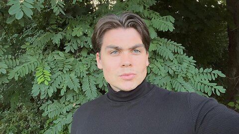 Why attractive men have no friends