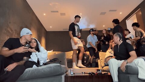 Love Island’s Huda & Louis Kick Out Evelyn Ortiz & Benjy Chavez