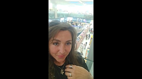 at an israeli grocery store speaking about iran🤔📢