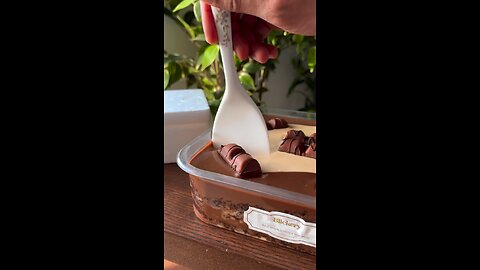 Asmr chocolate