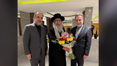 Fringe anti-Zionist rabbi banned from Israel after meeting Iran FM