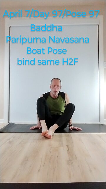Baddha Paripurna Navasana / Boat Pose bind same H2F