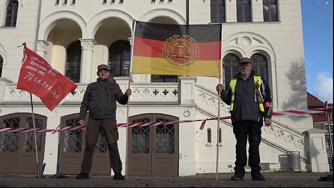 Präsentiermarsch Wachregiment Feliks Dzierzynski - die DDR steht!