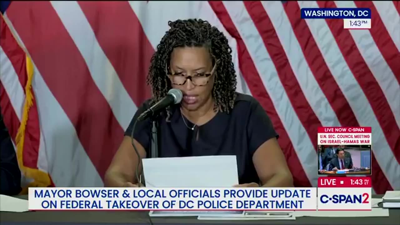 DC Mayor Muriel Bowser says shes *GRATEFUL* for Trumps crime crackdown