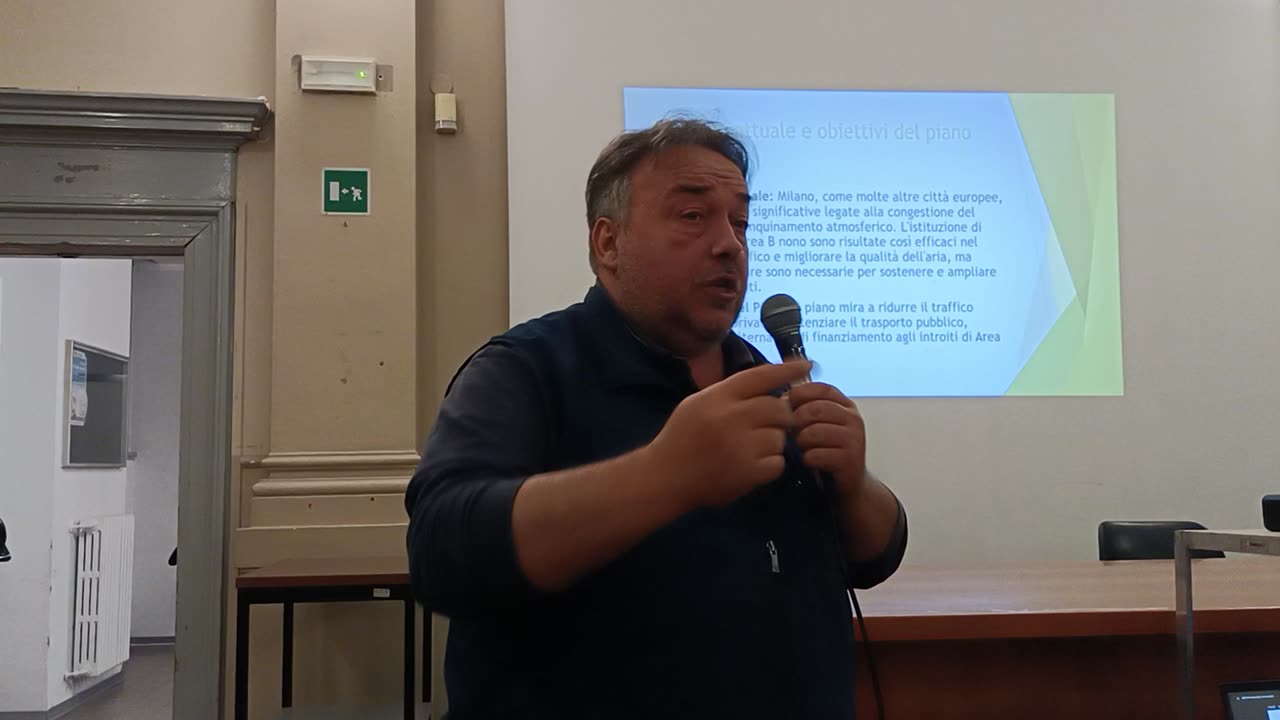 MILANO? Non è più lei - La Milano romantica scompare sotto i grattacieli - 5 intervento