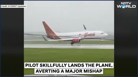 Indonesia Airplane Crash | Boeing 737 Plane Narrowly Avoids Tragedy In Indonesia