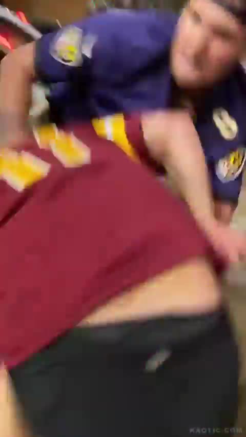 Ravens fan seen looking for random Commanders fans to beat up‼️‼️