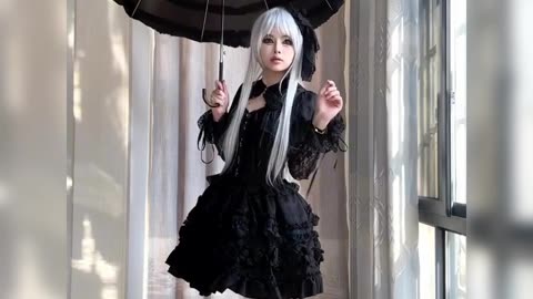 Gothic Lolita Elegance: Dark Fashion with a Touch of Strength