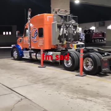 SHE GONE #reallifetruckers #truckdriving #truckinlifestyle #reallifetrucker #ourtruckinglife