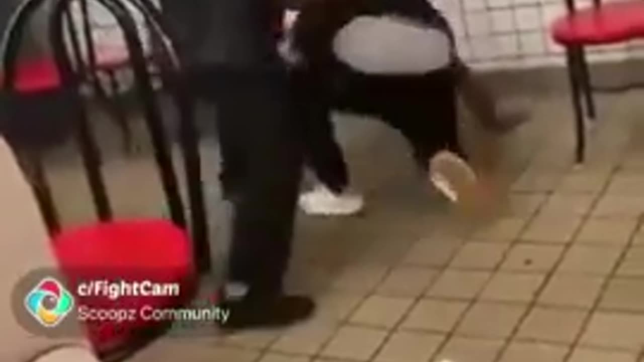 🚨FAFO!~OUT OF CONTRIOL WAFFLE HOUSE FIGHT BREAKS OUT OUT OF NOWHERE