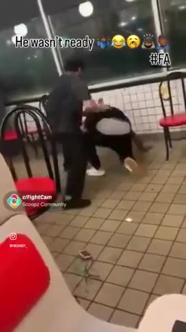 🚨FAFO!~OUT OF CONTRIOL WAFFLE HOUSE FIGHT BREAKS OUT OUT OF NOWHERE