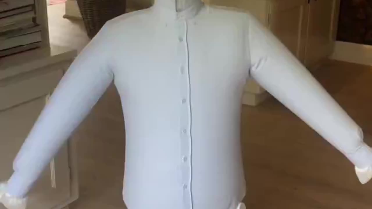 Automatic ironing machine