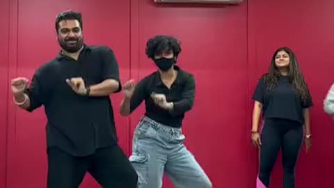 Short dance video ll #short #dance #viral #trending #video #popular