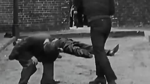 Charlie Chaplin: the Punching Machine