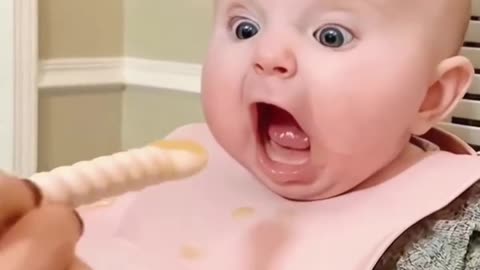 Baby's reaction when eating!!