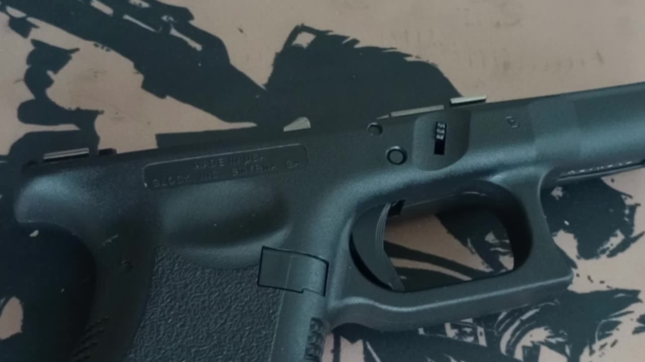 Glock 26 Field Strip and Reassembly