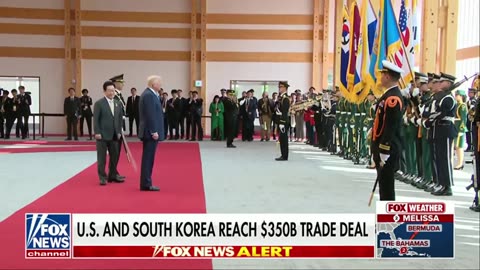 Trump announces trade agreement with South Korea, gets golden crown!
