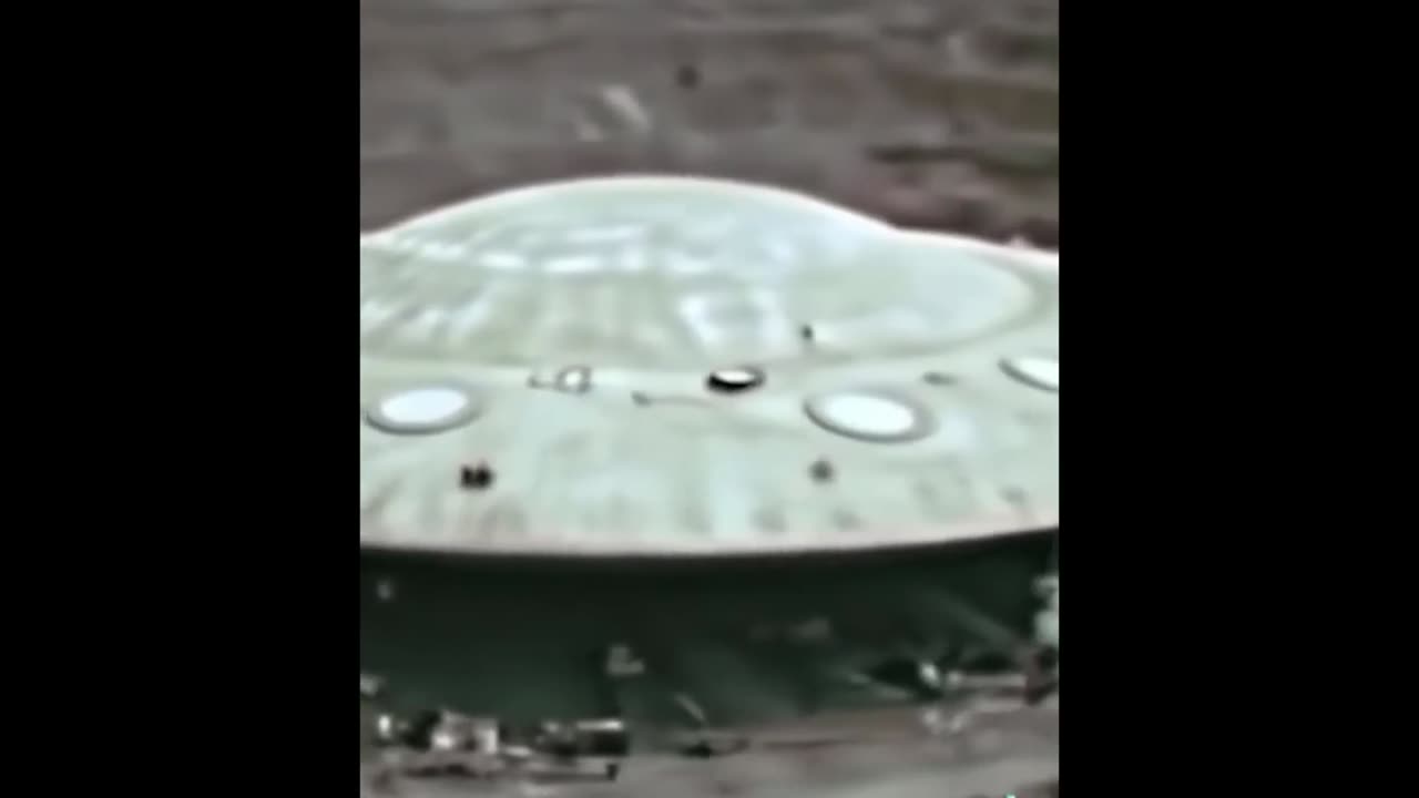 DERNIÈRES NOUVELLES ! UN OVNI D'UN MILLE DE LARGE TROUVÉ EN RUSSIE !?