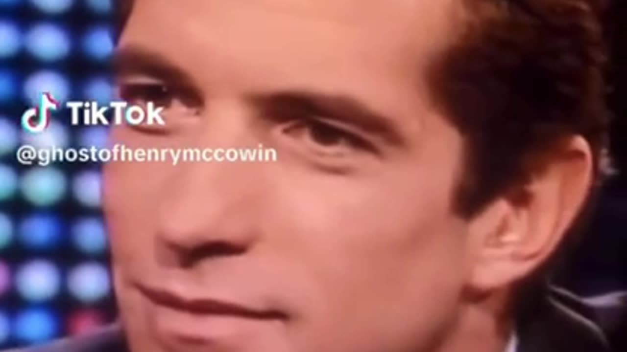LARRY KING- “Wish you were ever called David?” 🔥