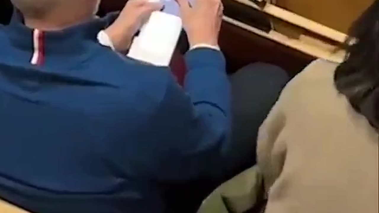 Iglesia cobró diezmo con datafono
