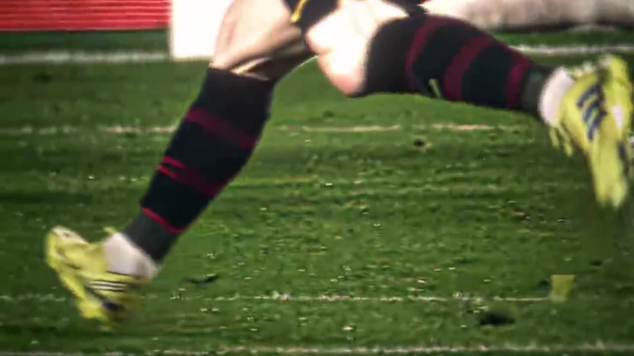 One free kick, one masterpiece 🎨🦶messi