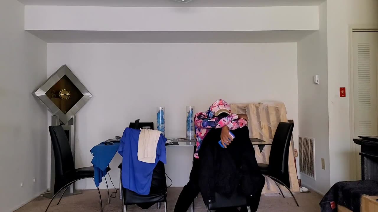 Accidental Flowmotion