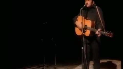 JOHNNY CASH - THE MAN IN BLACK