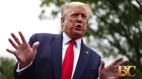 Trump talks Ukraine peace deal with Macron, Merz and Starmer