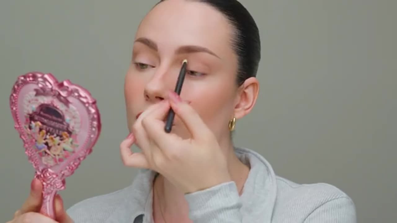 Brown Smokey Eye for Beginners (Step-by-Step Tutorial)_part7