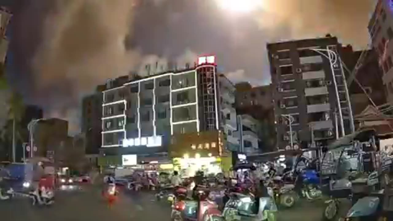 A gigantic fireball lights up the sky above China.