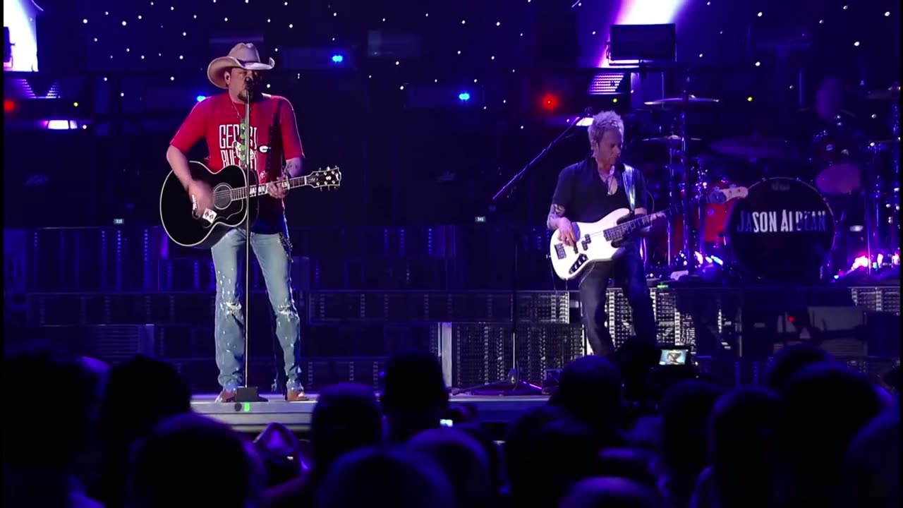 Night Train - Jason Aldean (live)