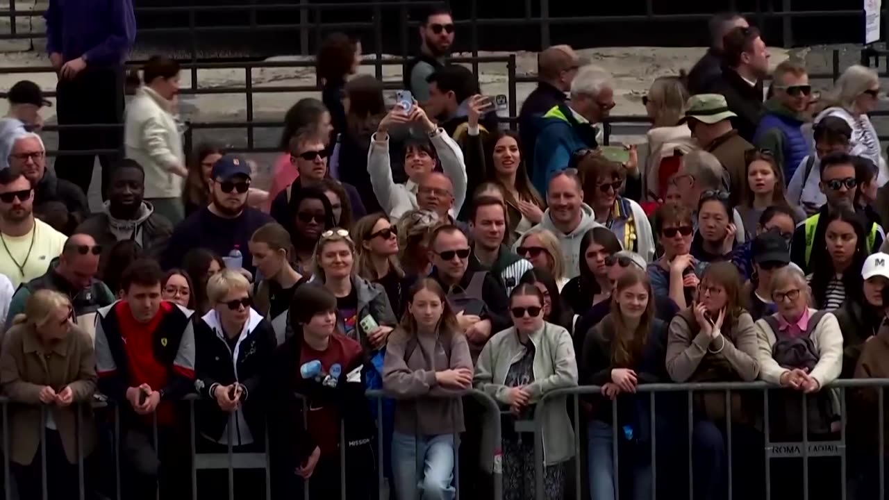 King Charles, Queen Camilla greet crowds at Rome's Colosseum