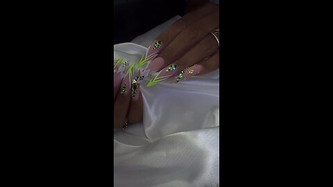 💎 Luxury Diamond Crystal Nail Art | Almond Shape Long Nails Design ✨ Light Pink & Yellow Lines