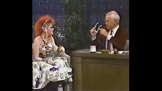 31-year-old Cindy Lauper performs "Time After Time" on Palace Theater show (1984)