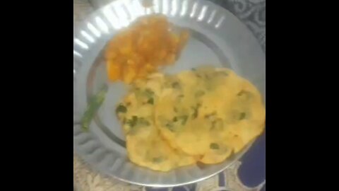 Swadisht Methi Puri maharastrian style
