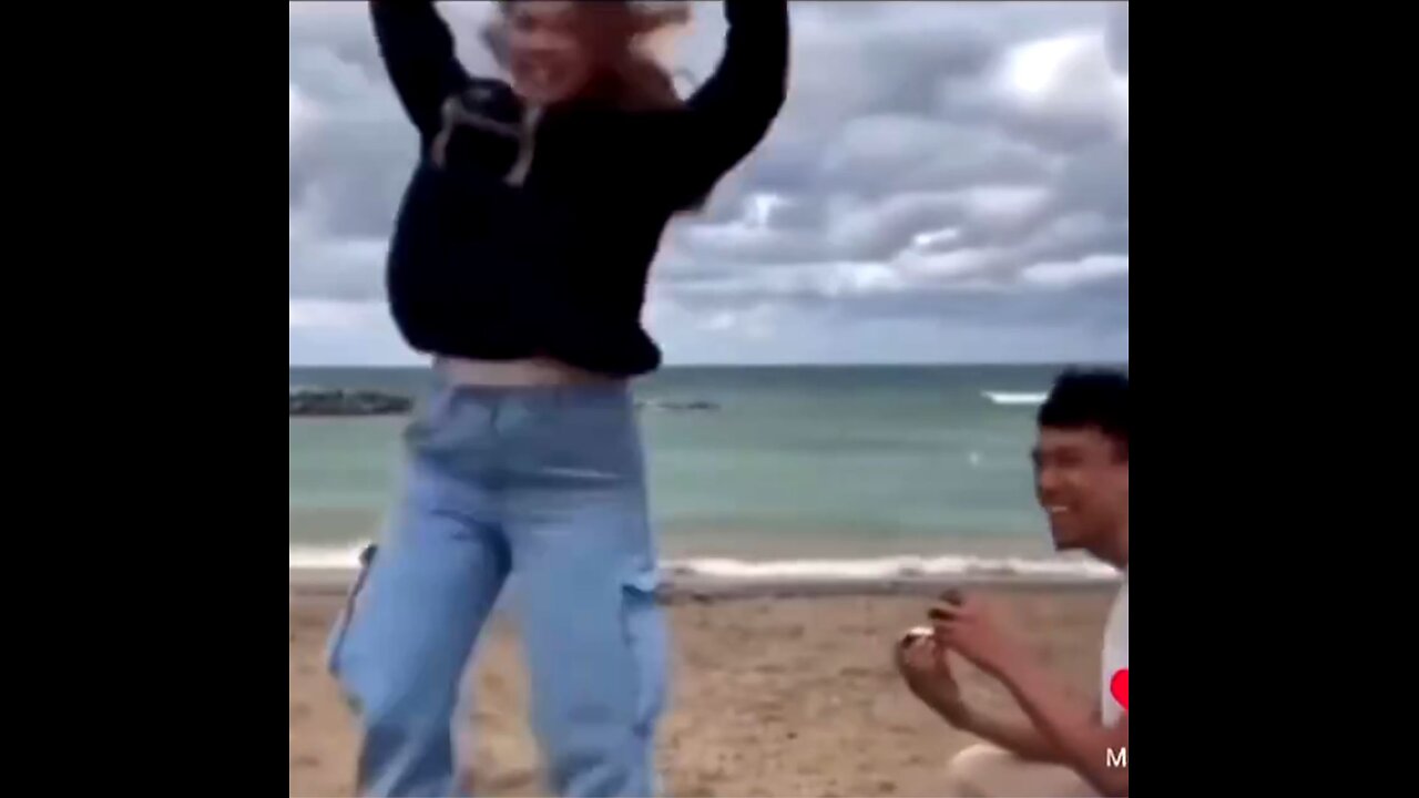 Marriage proposal gone right, she said yes and celebrated before seeing ring