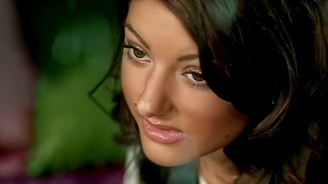 Stacie Orrico Sues CCM Industry Over Harm