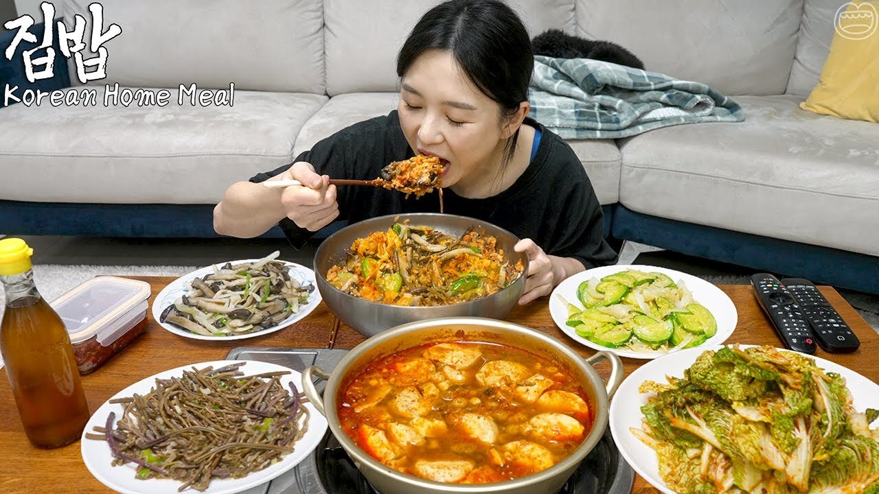 Korean Comfort Home Meal ☆ Bibimbap, Soft Tofu Stew, Banchan
