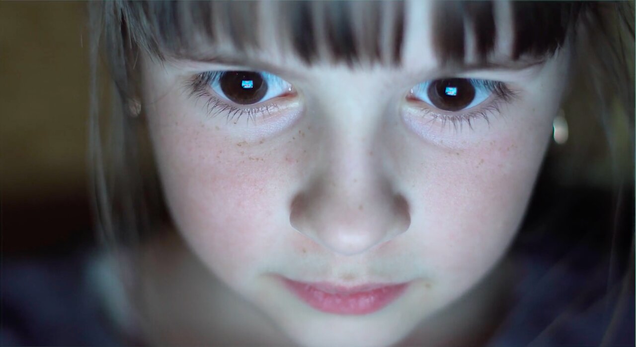 Social Media Cyber Safety For Kids: What All Parents Must Know