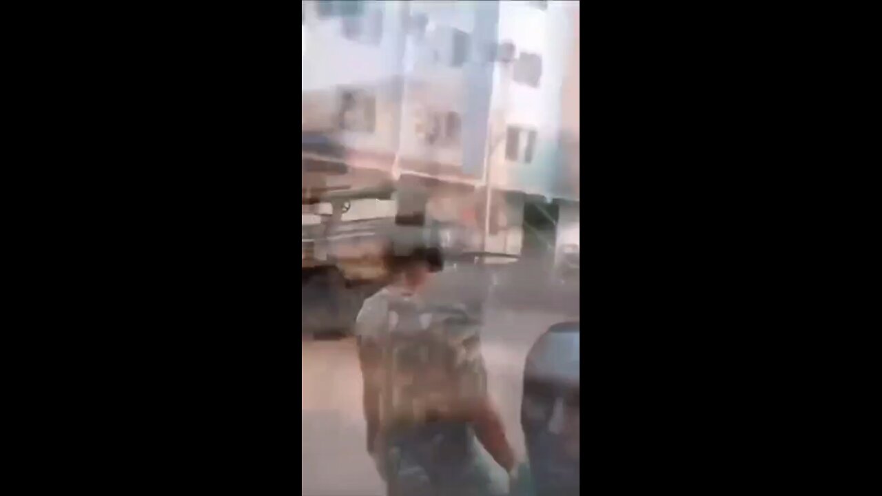 “Sudanese Army Strikes RSF Positions With Rare 106mm Recoilless Rifle”