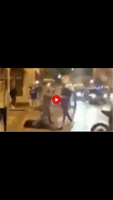 You kicka my bike, I puncha you face 💥💪🏻