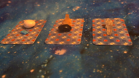 What GHOST FROM THE PAST Wants To RETURN TO YOU?👻🥱😧😱😶‍🌫️Pick a Card Tarot Reading