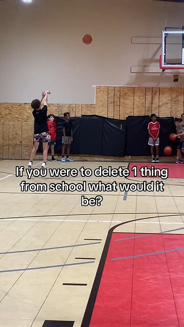 I say the whole school 😂💀