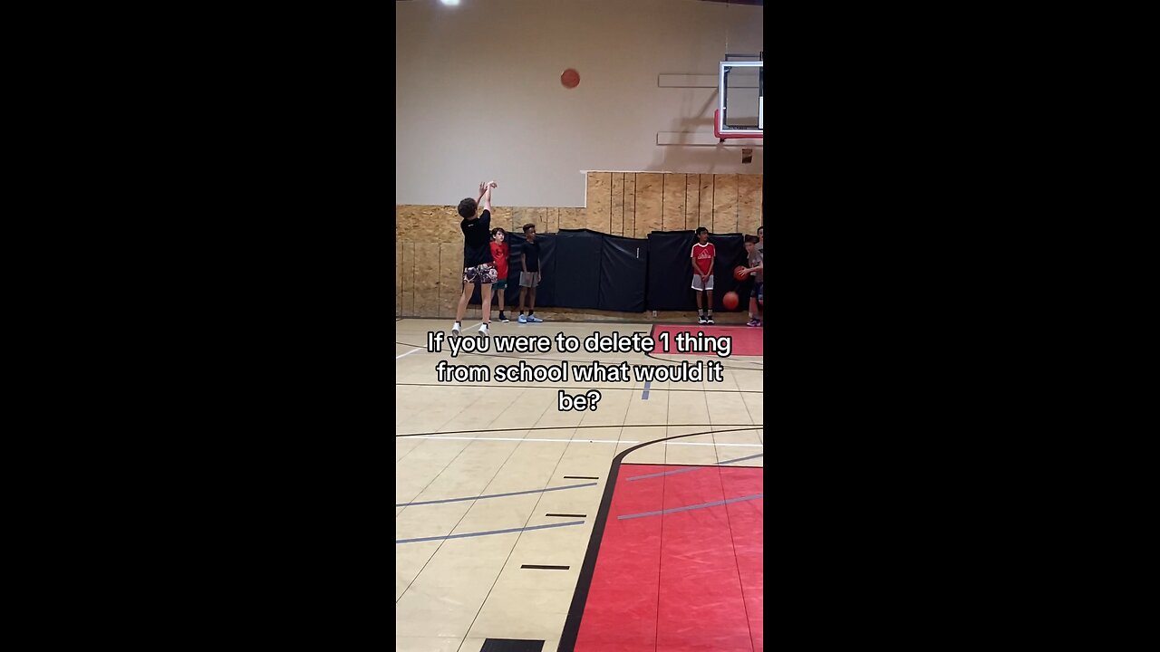 I say the whole school 😂💀