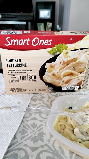 Eating Smart Ones Chicken Fettuccine Dbn, MI, 1/26/26