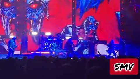 #ShittyMillennialVideos 📱📹🎬 Mastodon 🐘 - Circle Of Cysquatch 🧌 @ ShoWare Center Kent, WA 08/17/2024