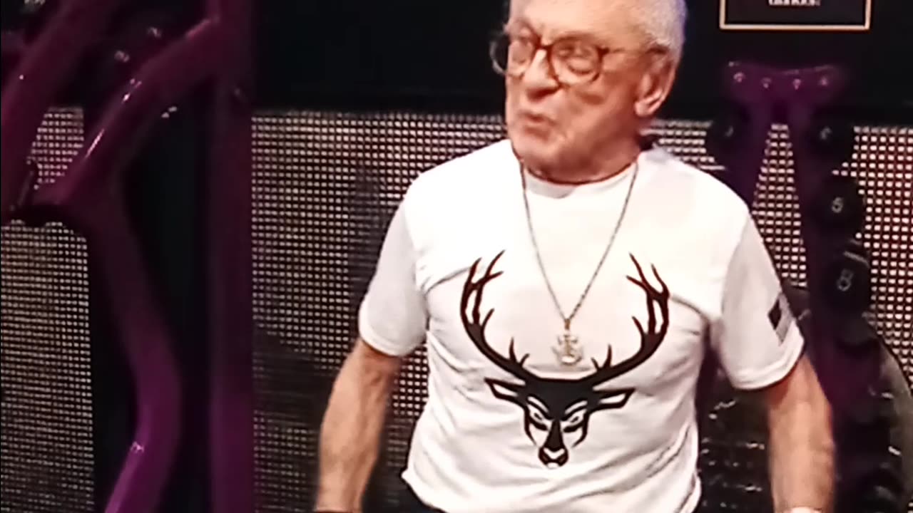 99 yr old lifts everyday for 3 hrs